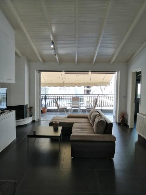 Manolis Loft Apartment Piraeus Luaran gambar