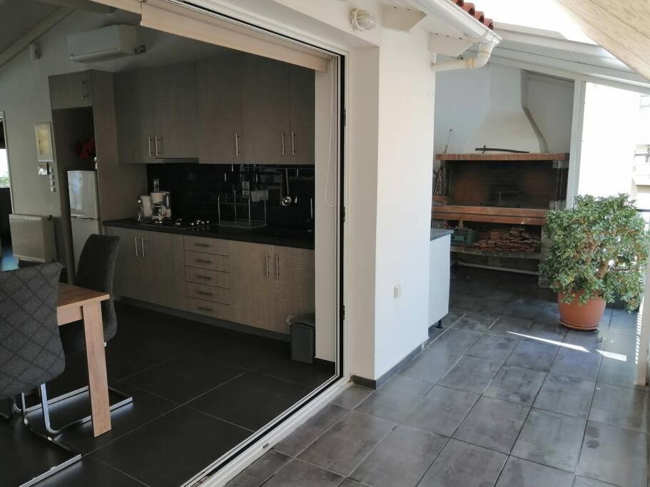 Manolis Loft Apartment Piraeus Luaran gambar